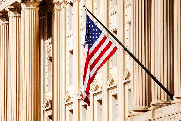 兴银基金2026年权益市场思考与展望：万类霜天竞自由 捕捉消费新趋势 在科技浪潮中锚定价值